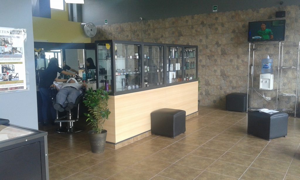 09 Exhibidor Plaza Norte